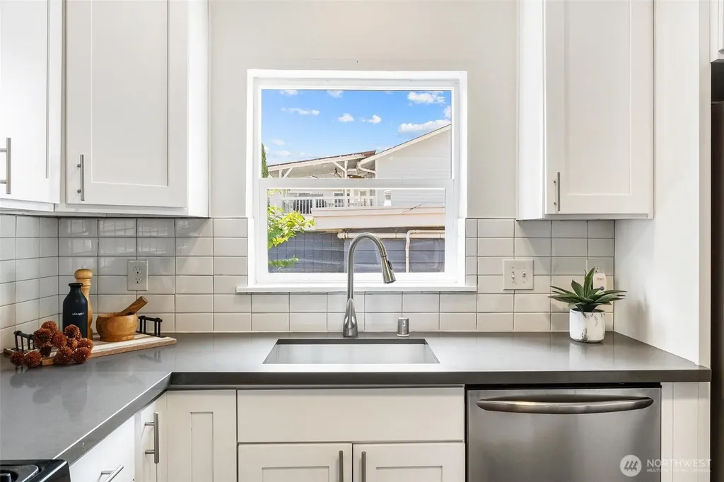 8632 45th Avenue S Seattle WA 98118