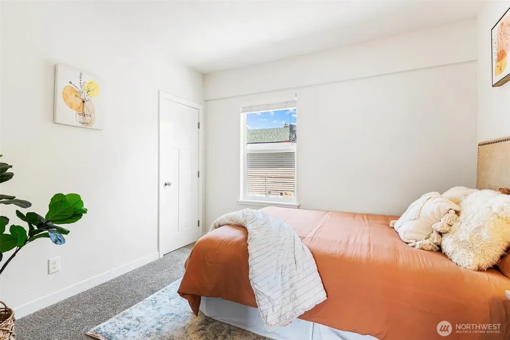 8632 45th Avenue S Seattle WA 98118