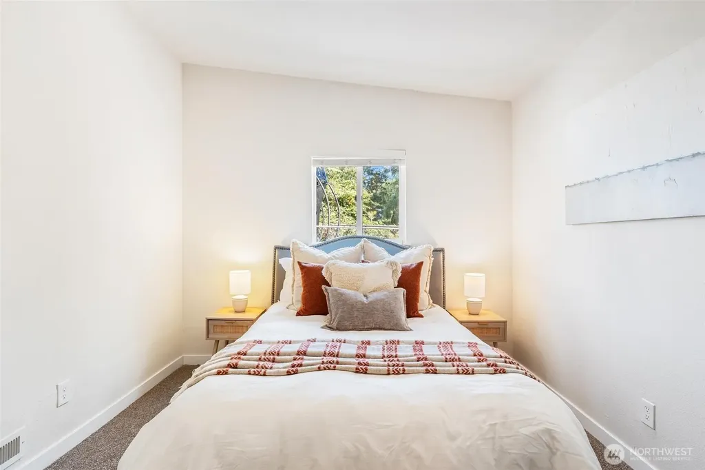 8632 45th Avenue S Seattle WA 98118