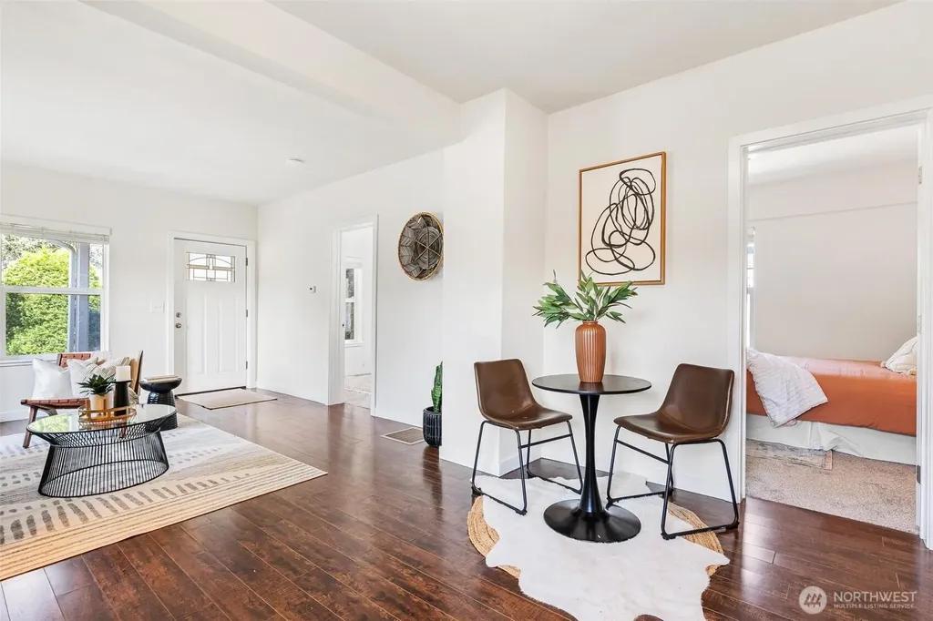 8632 45th Avenue S Seattle WA 98118