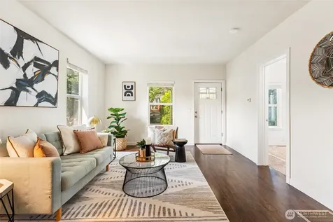 8632 45th Avenue S Seattle WA 98118