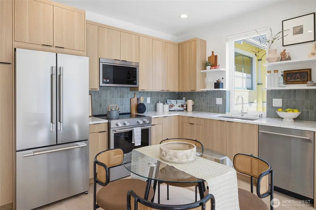 4117 SW Juneau Street Seattle WA 98136