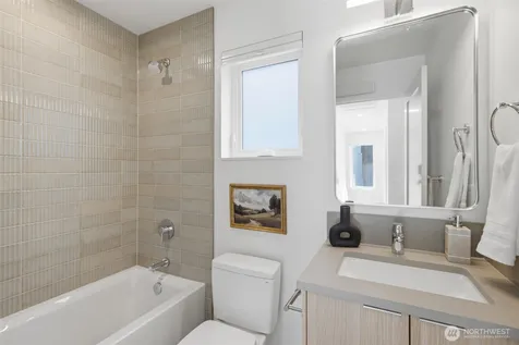 4117 SW Juneau Street Seattle WA 98136