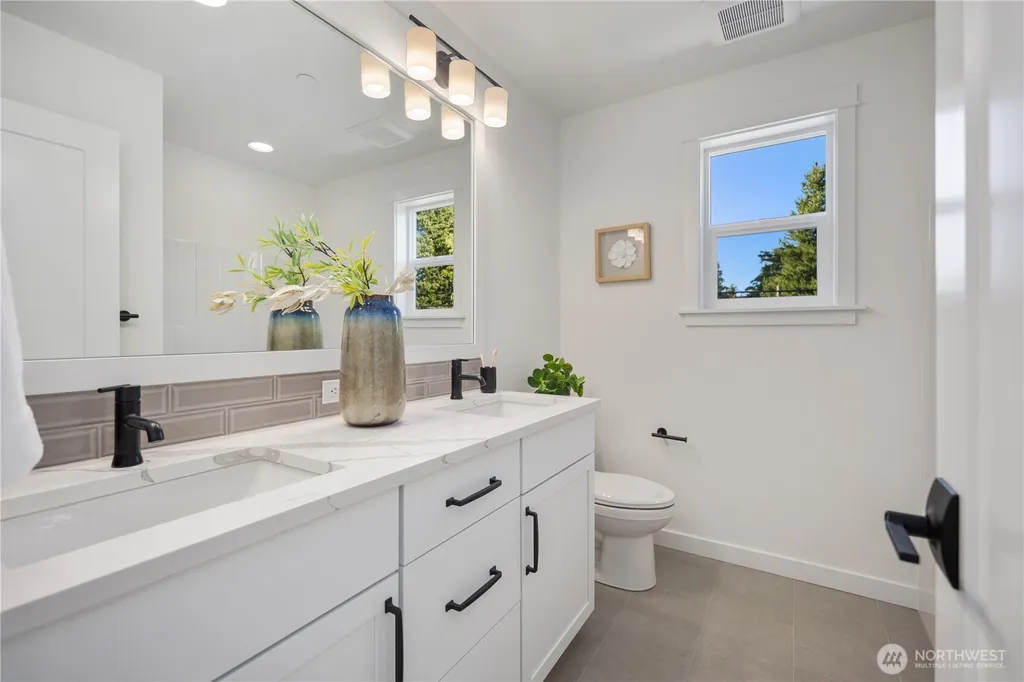 22022 81st Place W Edmonds WA 98026
