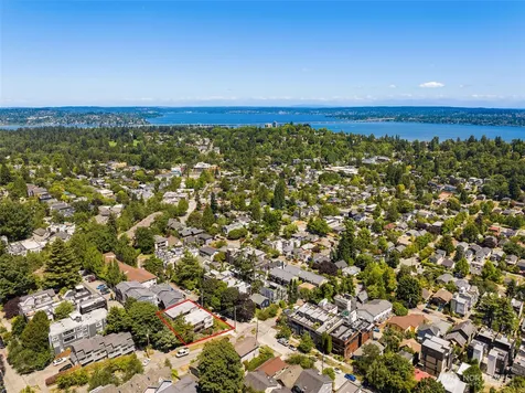 205 26th Avenue E Seattle WA 98112