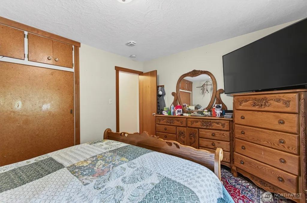 2950 Madrona Drive Longview WA 98632