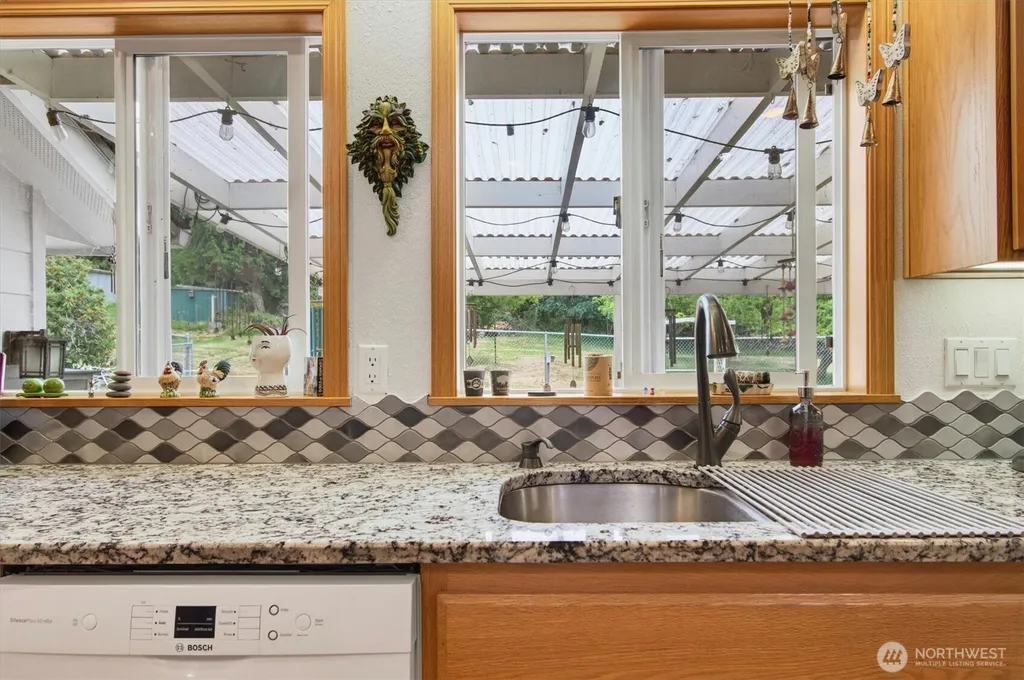 2950 Madrona Drive Longview WA 98632