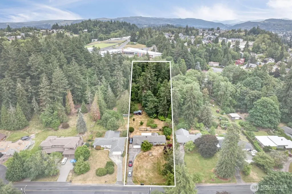 2950 Madrona Drive Longview WA 98632