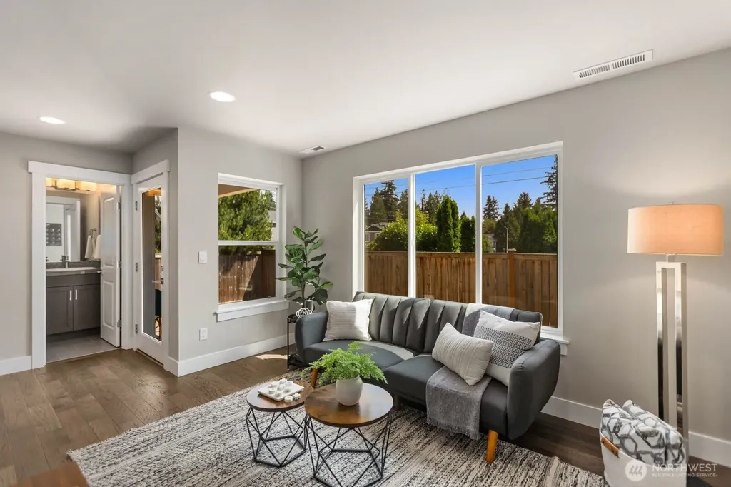 3006 124th Place SW Everett WA 98204