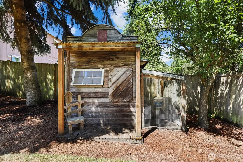 10103 27th Drive SE Everett WA 98208