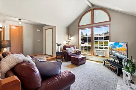 10103 27th Drive SE Everett WA 98208