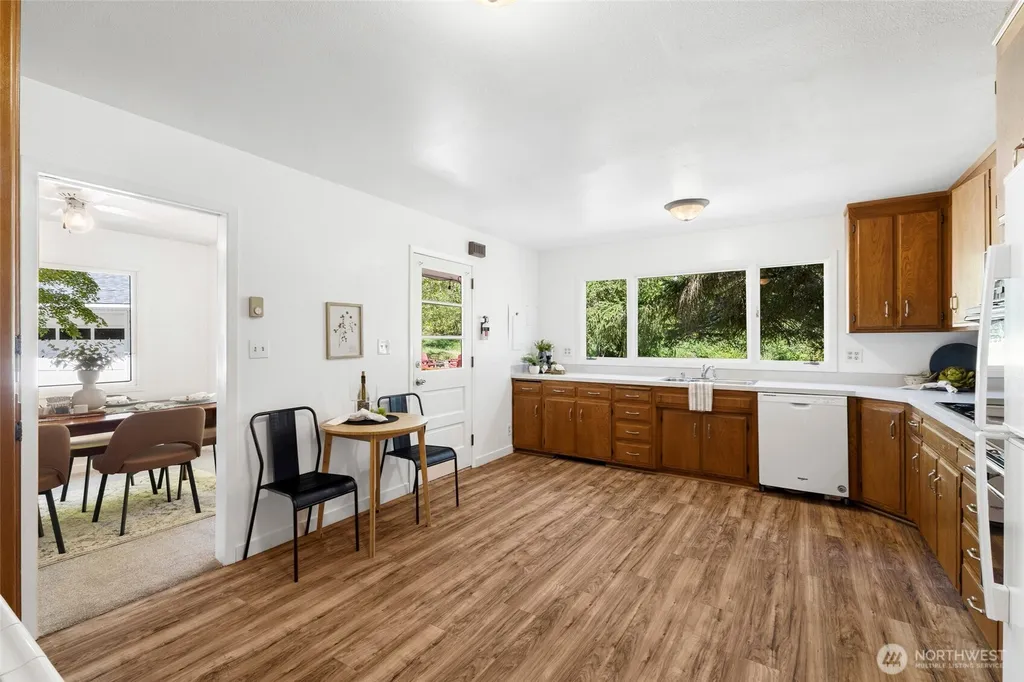 5810 Mission Road Bellingham WA 98226