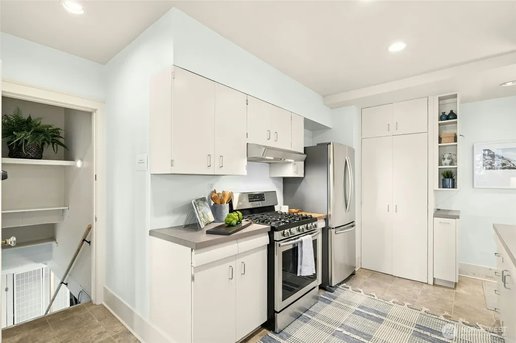 707 Lake Washington Boulevard S Seattle WA 98144