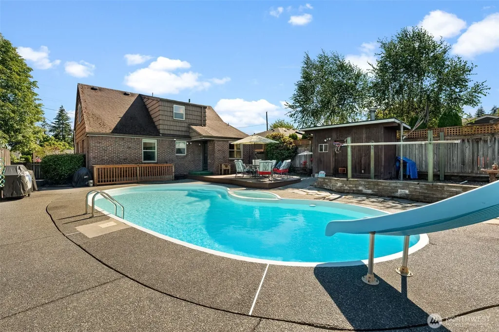 4817 N 22nd Street Tacoma WA 98406