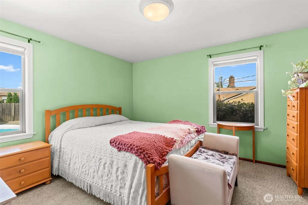 4817 N 22nd Street Tacoma WA 98406