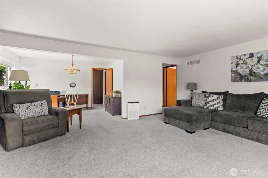 4817 N 22nd Street Tacoma WA 98406