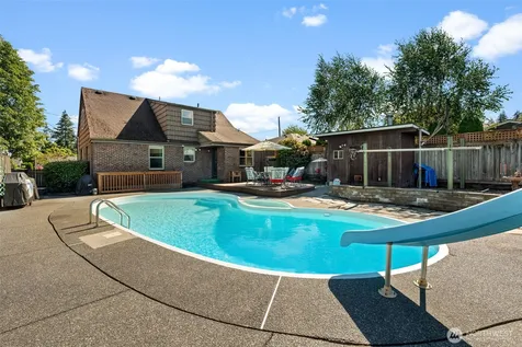 4817 N 22nd Street Tacoma WA 98406