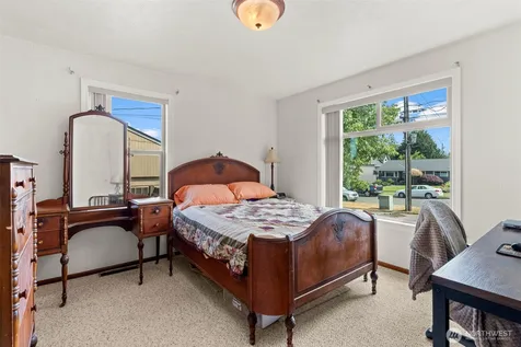 4817 N 22nd Street Tacoma WA 98406