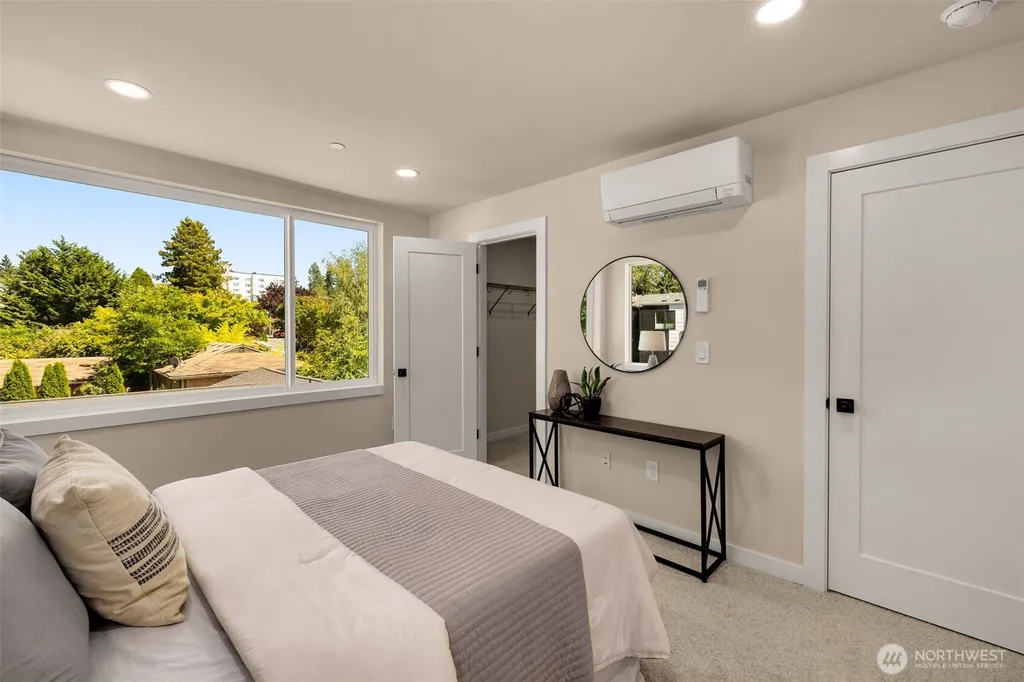 18002 10th Avenue NE Shoreline WA 98155
