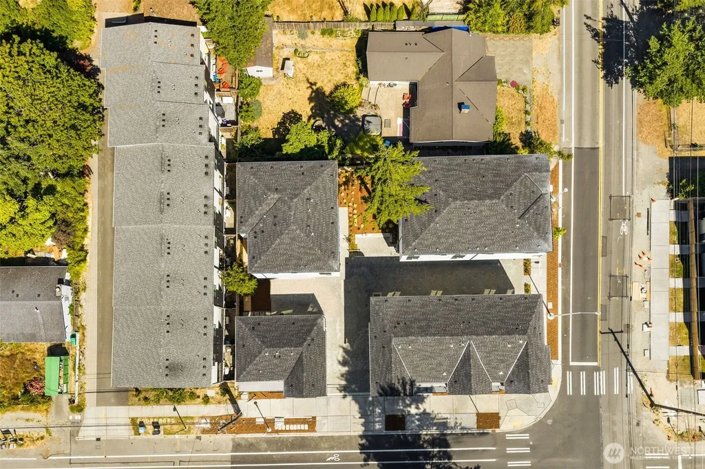 18002 10th Avenue NE Shoreline WA 98155