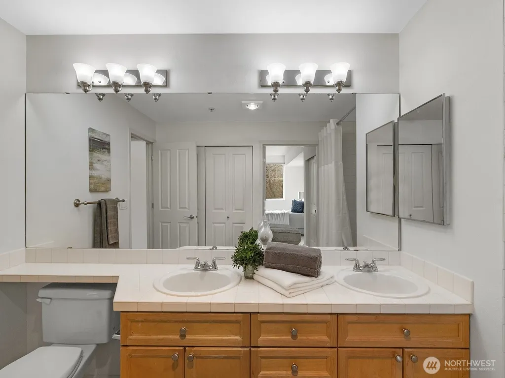 2244 132nd Avenue SE Bellevue WA 98005