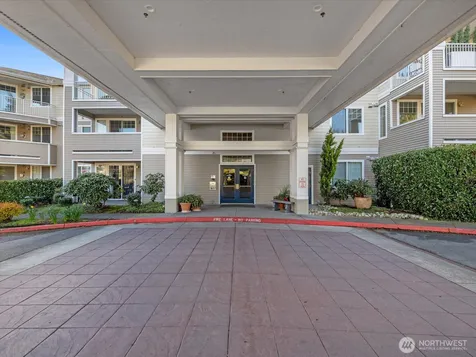 2244 132nd Avenue SE Bellevue WA 98005