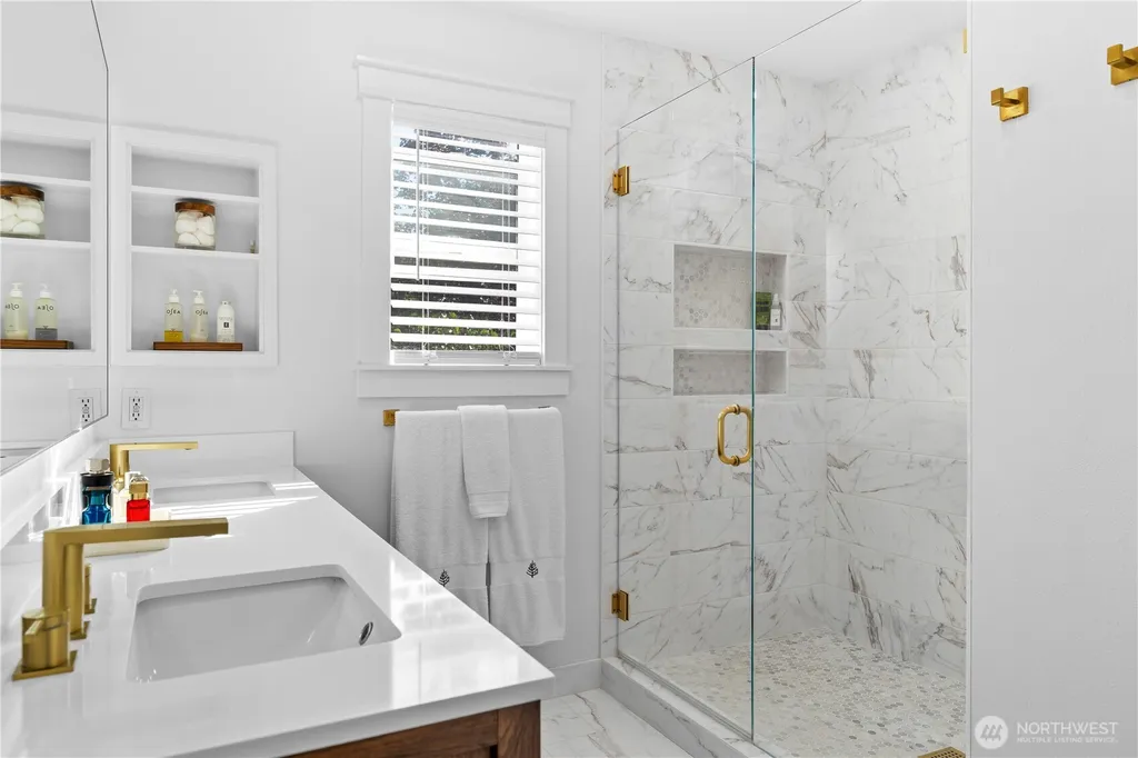 34743 SE Ridge Street Snoqualmie WA 98065