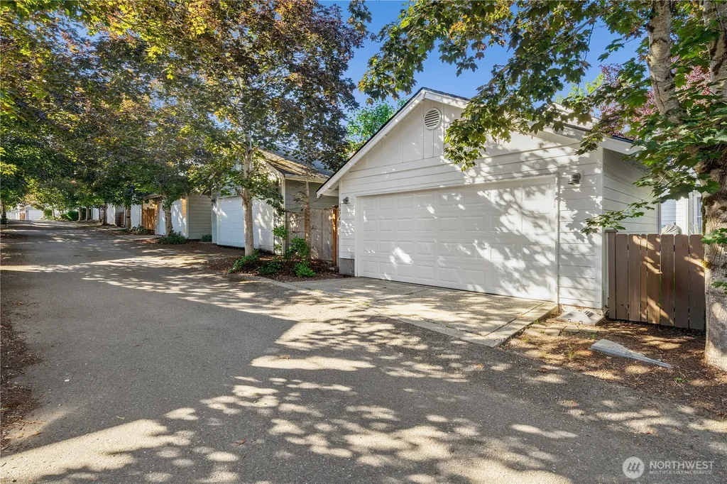 34743 SE Ridge Street Snoqualmie WA 98065