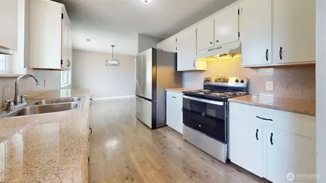 733 Ridge Place Omak WA 98841