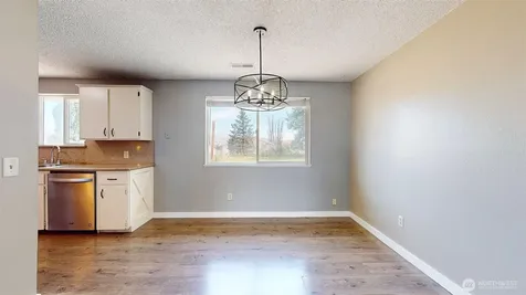 733 Ridge Place Omak WA 98841