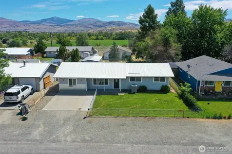 733 Ridge Place Omak WA 98841