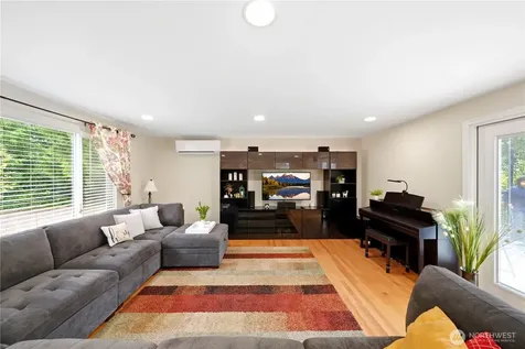 4406 Strumme Road Bothell WA 98012
