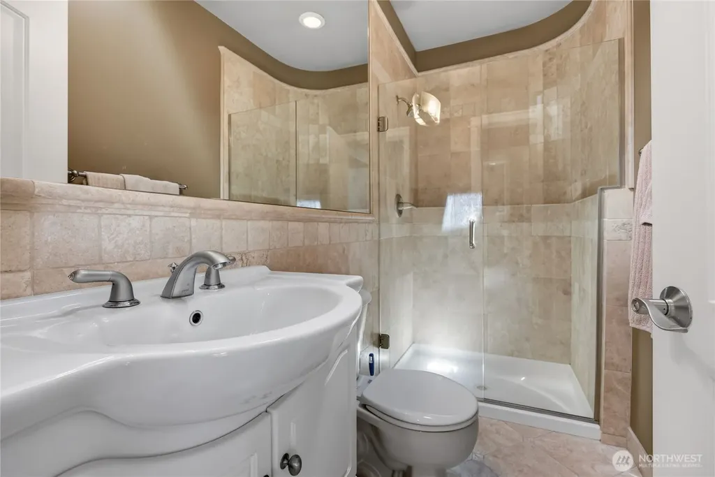 2551 Thorndyke Avenue W Seattle WA 98199