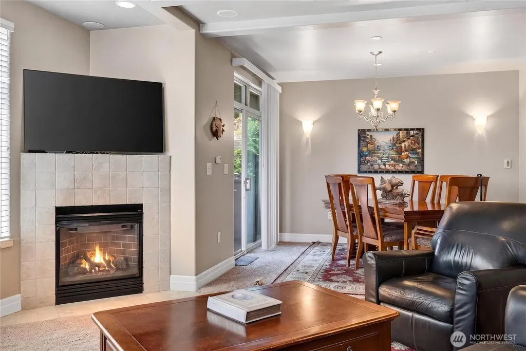 2551 Thorndyke Avenue W Seattle WA 98199