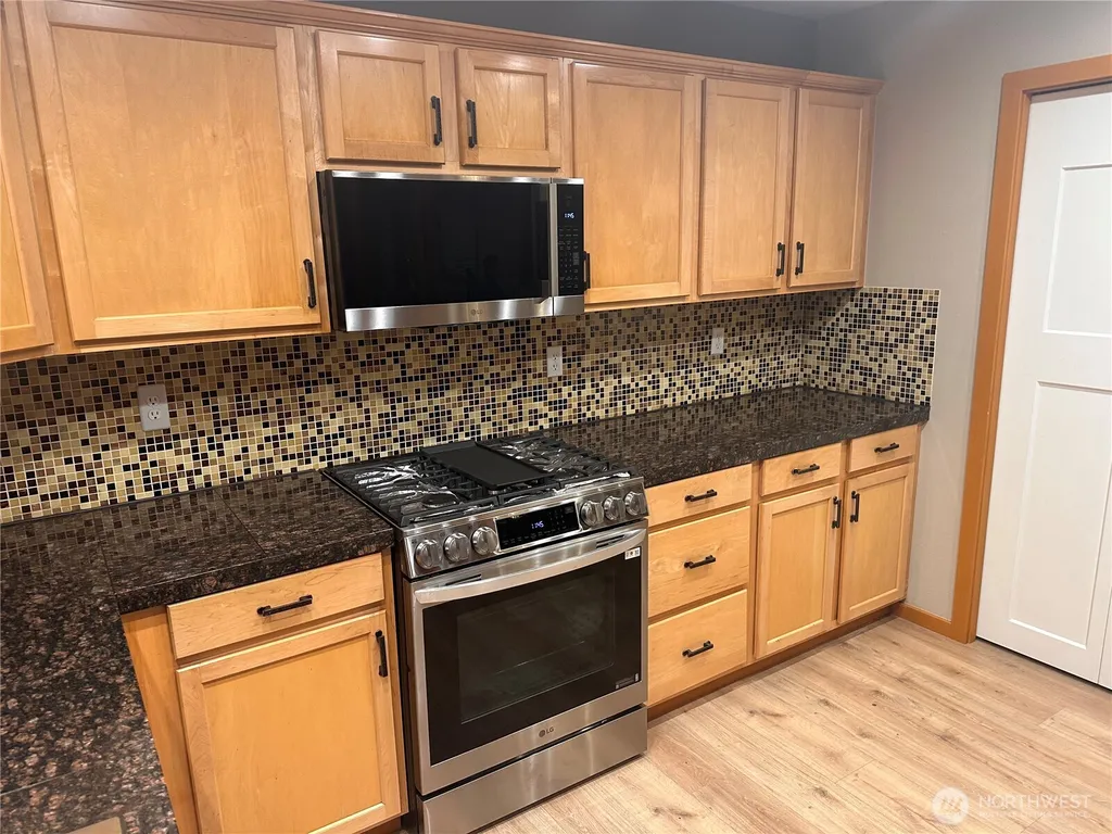 11526 NE 116th Street Kirkland WA 98034