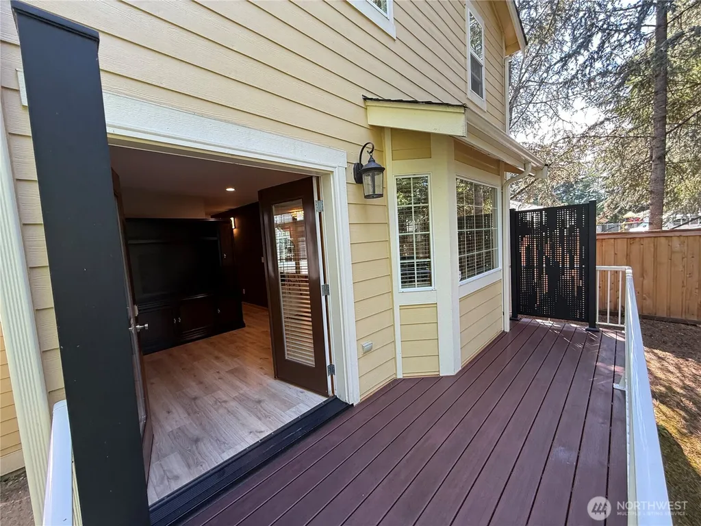11526 NE 116th Street Kirkland WA 98034