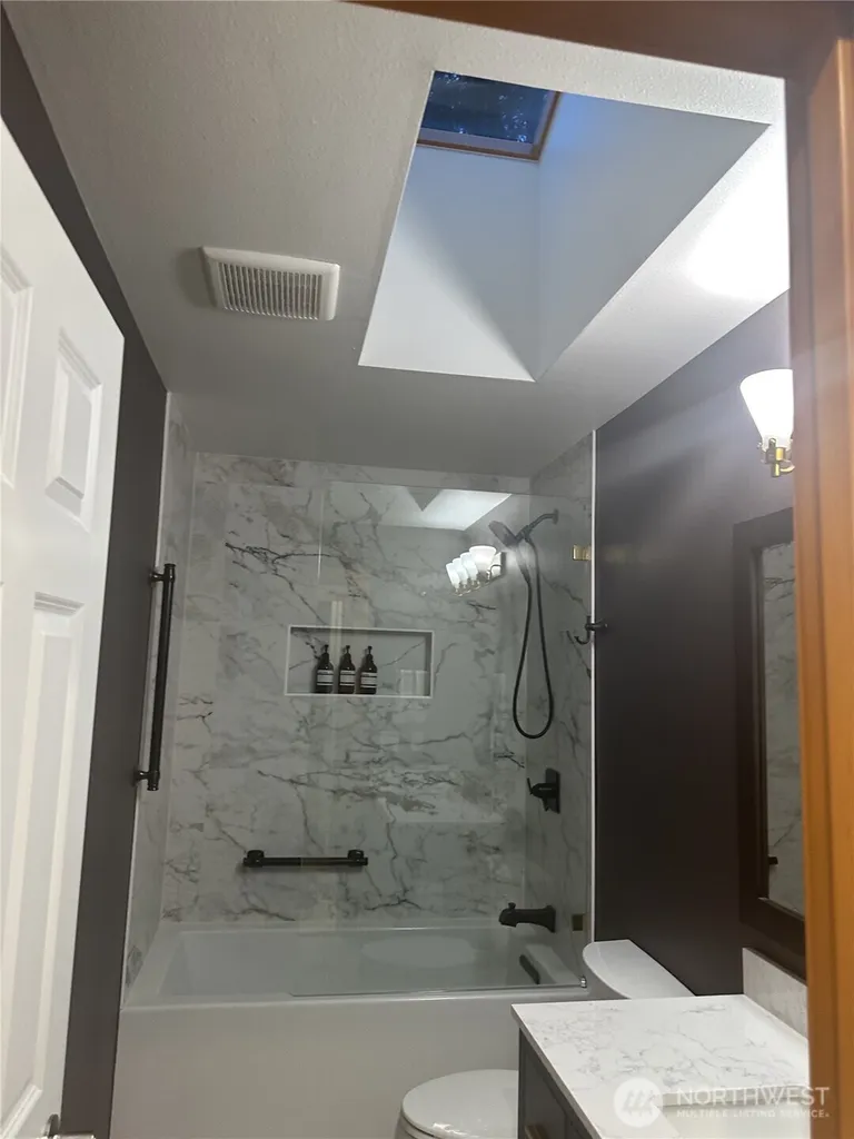 11526 NE 116th Street Kirkland WA 98034
