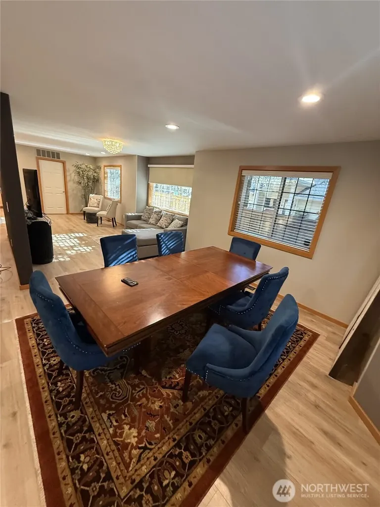 11526 NE 116th Street Kirkland WA 98034
