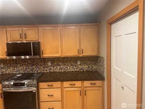 11526 NE 116th Street Kirkland WA 98034