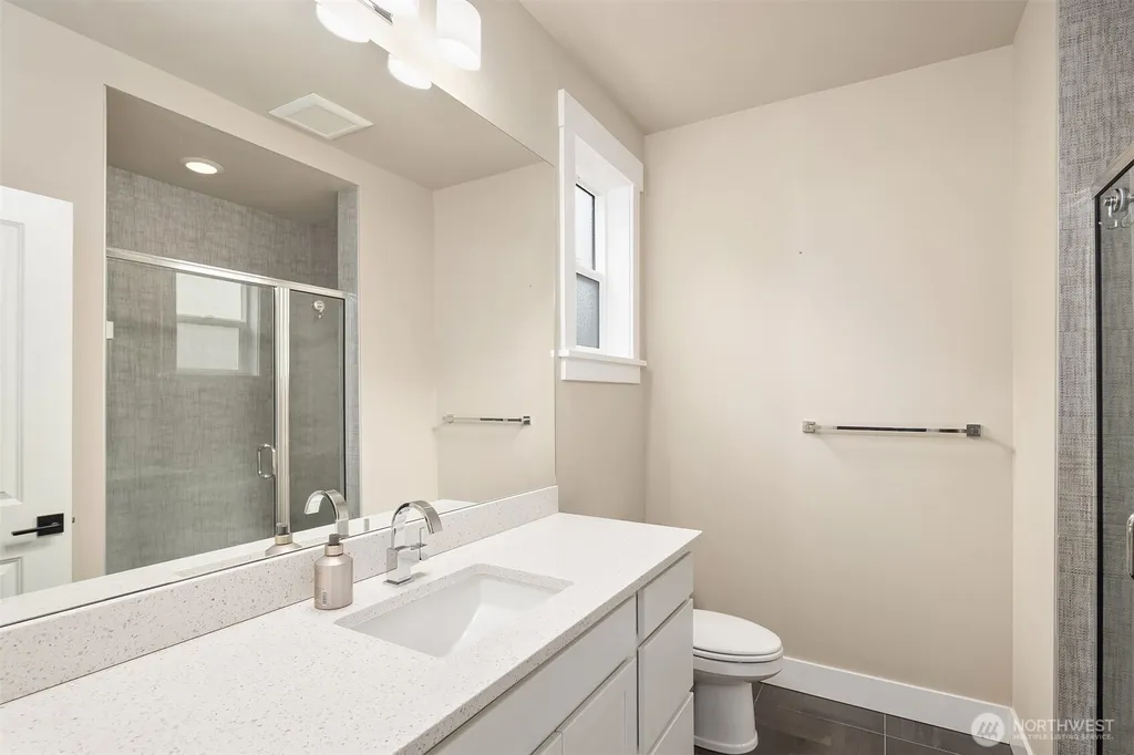 1435 242nd Place SE Bothell WA 98021