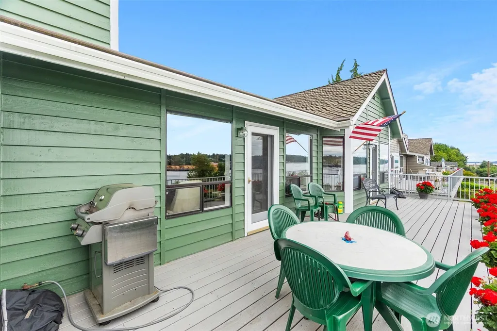 726 Sherman Street NW Olympia WA 98502