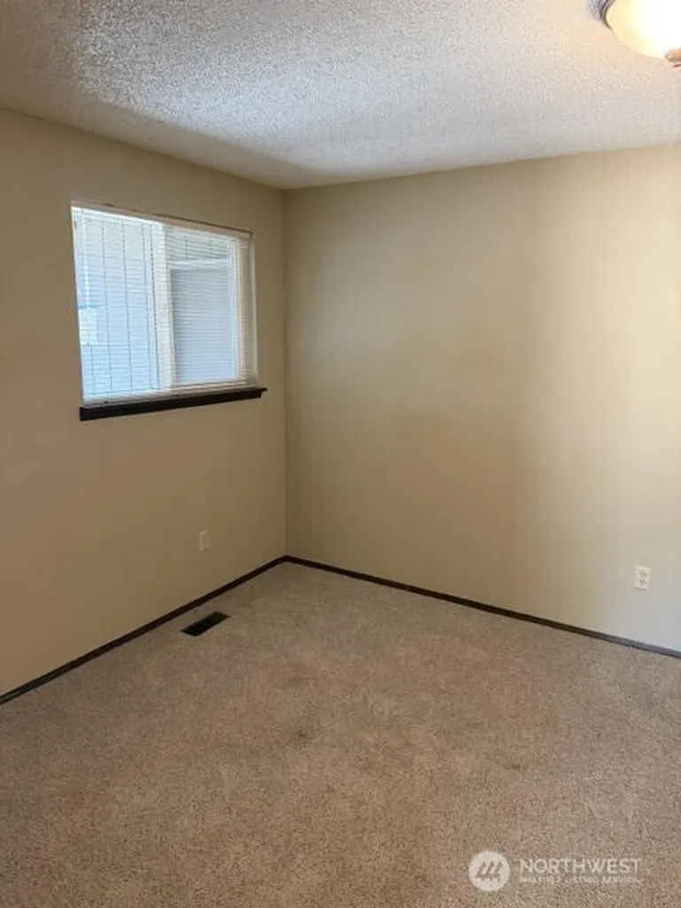 5702 N 14th Street Tacoma WA 98406