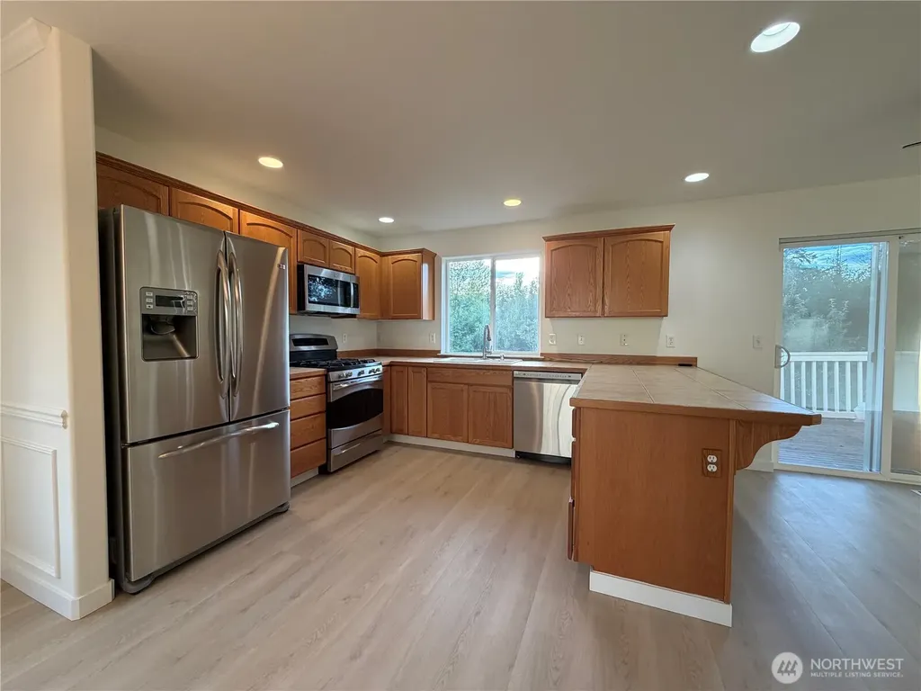 6731 37th Street NE Marysville WA 98270