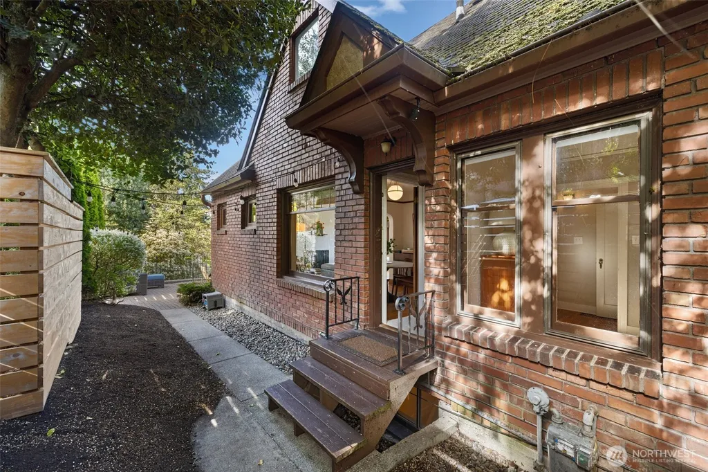 5505 Seward Park Avenue S Seattle WA 98118