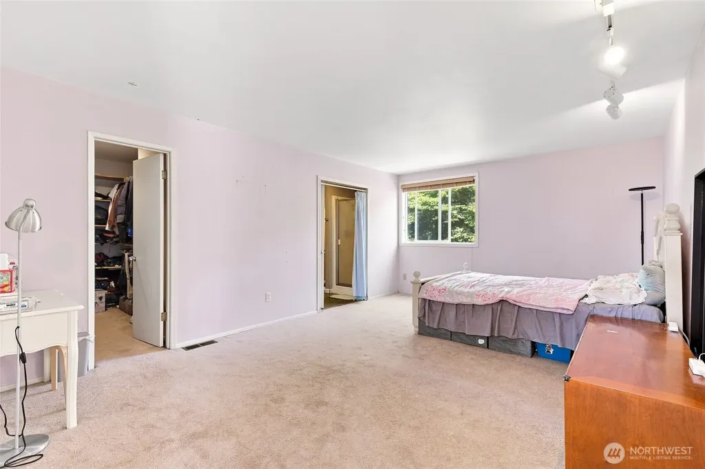 6409 Chennault Beach Drive Mukilteo WA 98275