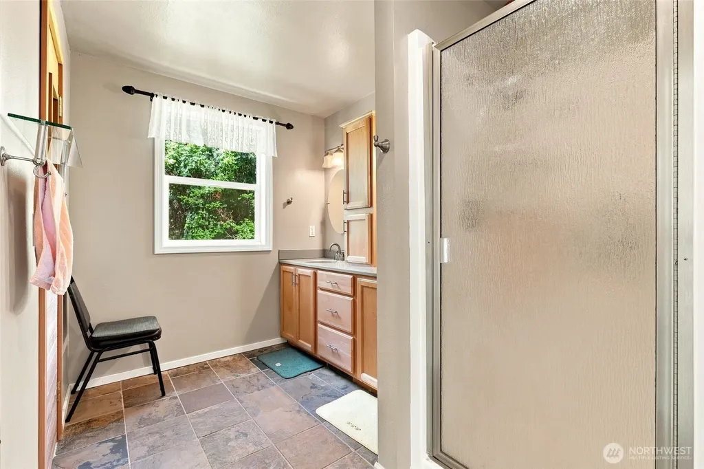 6409 Chennault Beach Drive Mukilteo WA 98275