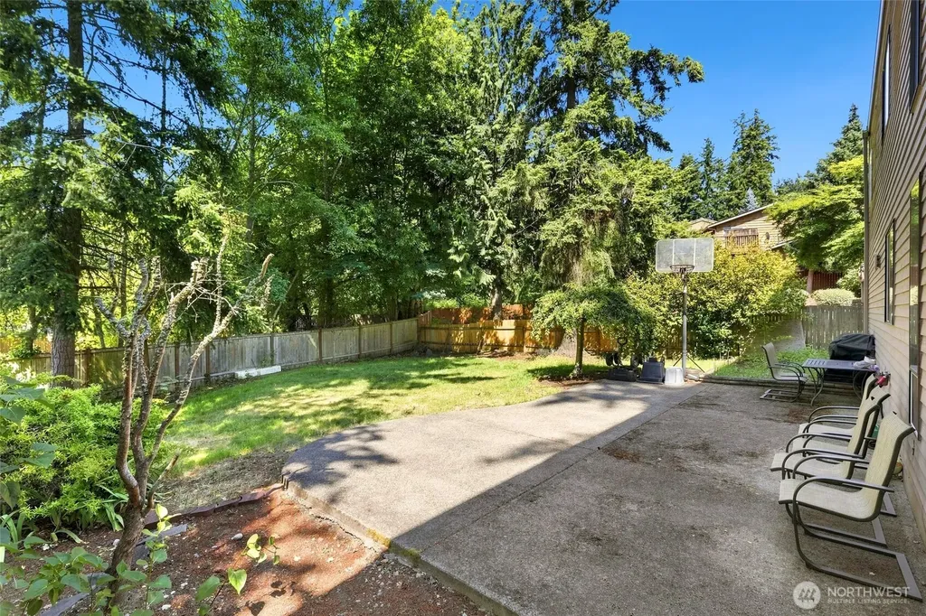6409 Chennault Beach Drive Mukilteo WA 98275