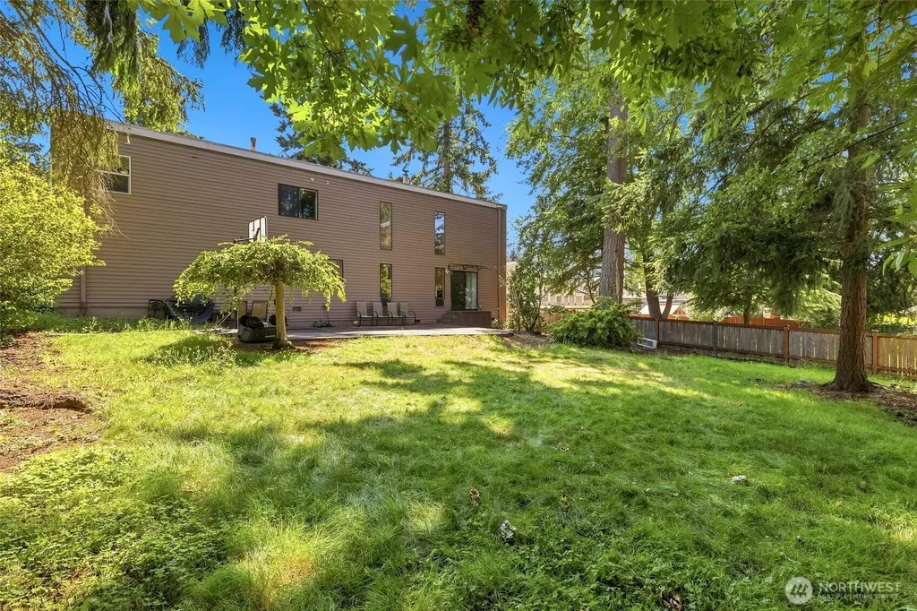 6409 Chennault Beach Drive Mukilteo WA 98275