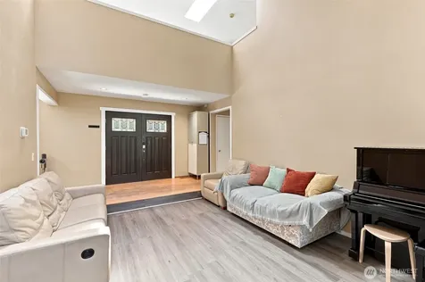 6409 Chennault Beach Drive Mukilteo WA 98275