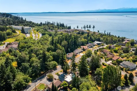 6409 Chennault Beach Drive Mukilteo WA 98275